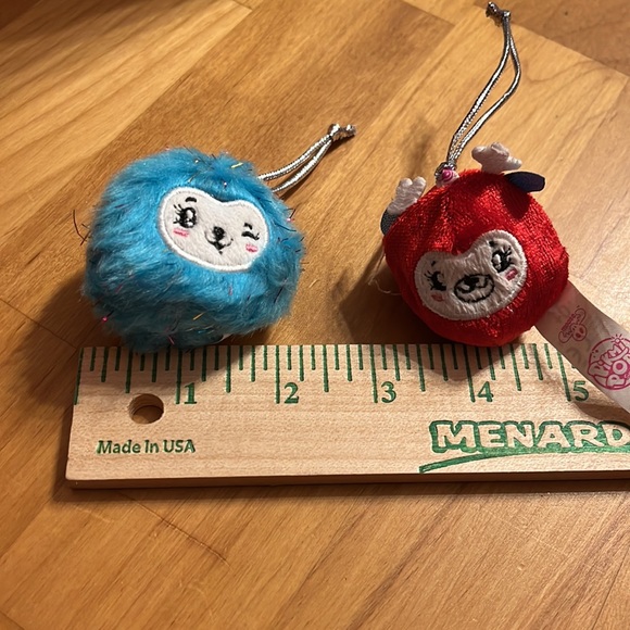 2 Pikmi Pops one blue one red - Picture 12 of 12